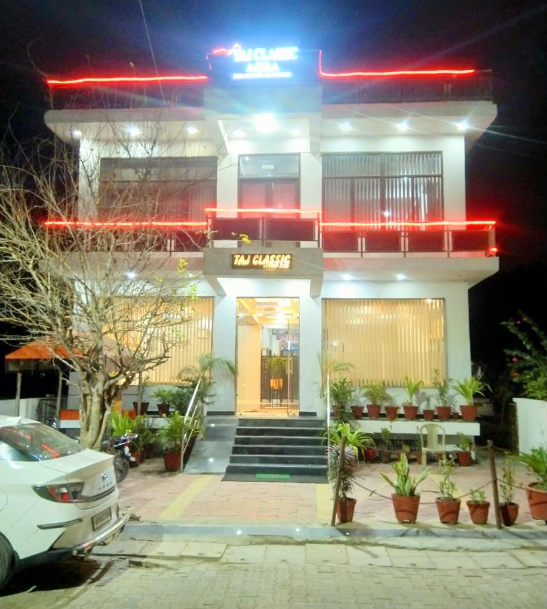 Taj Classic Agra 아그라 외부 사진
